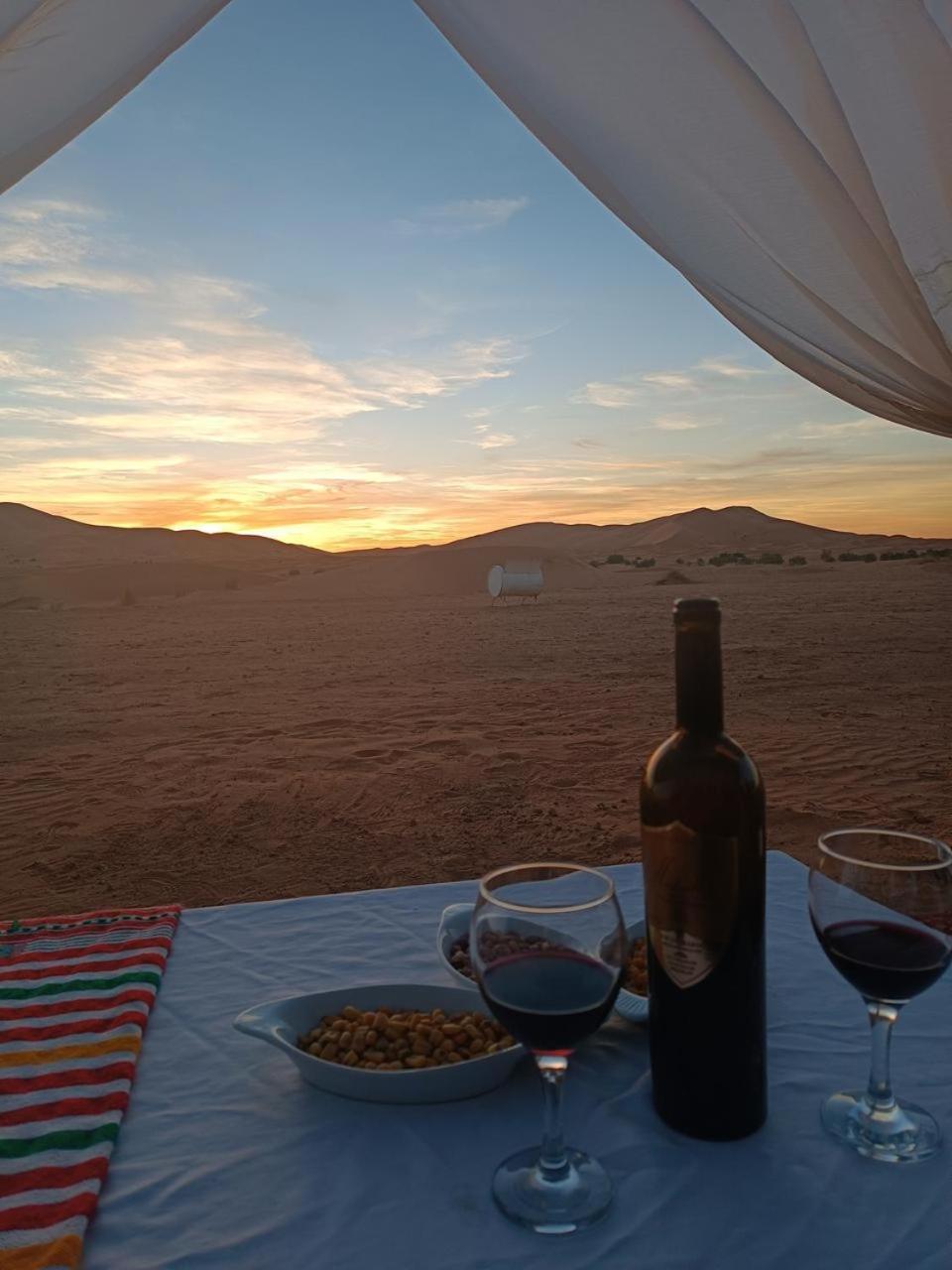 Merzouga Traditional Luxury Camp Dış mekan fotoğraf